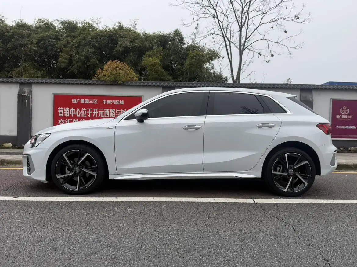 Audi A3 2022 Sportback 35 TFSI Sport Fashion