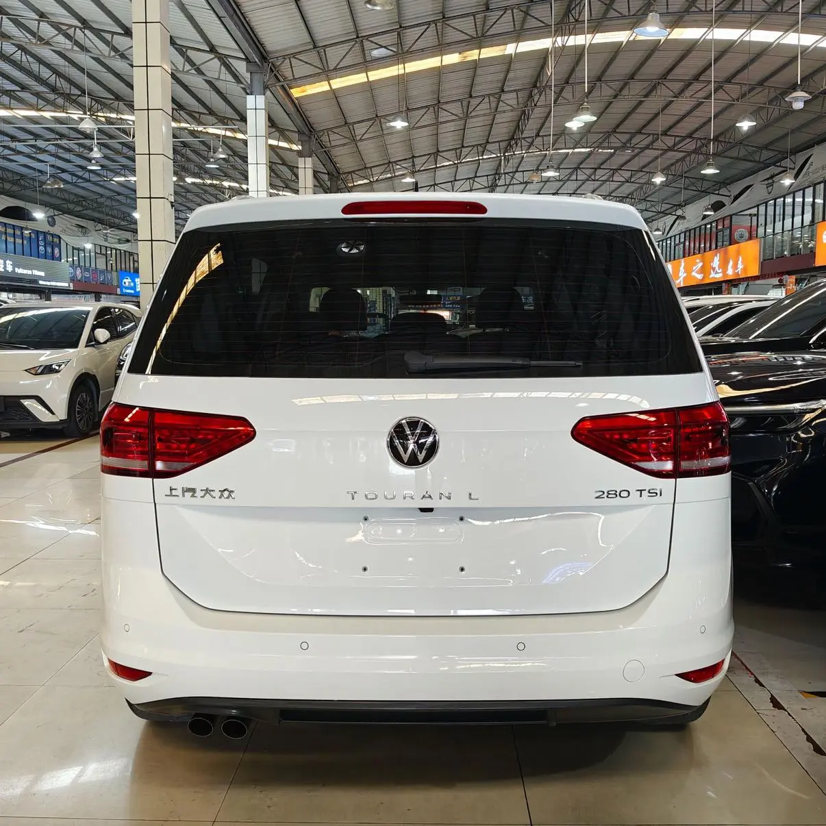 Volkswagen Touran L 2021 280TSI DSG Comfort 7 seat