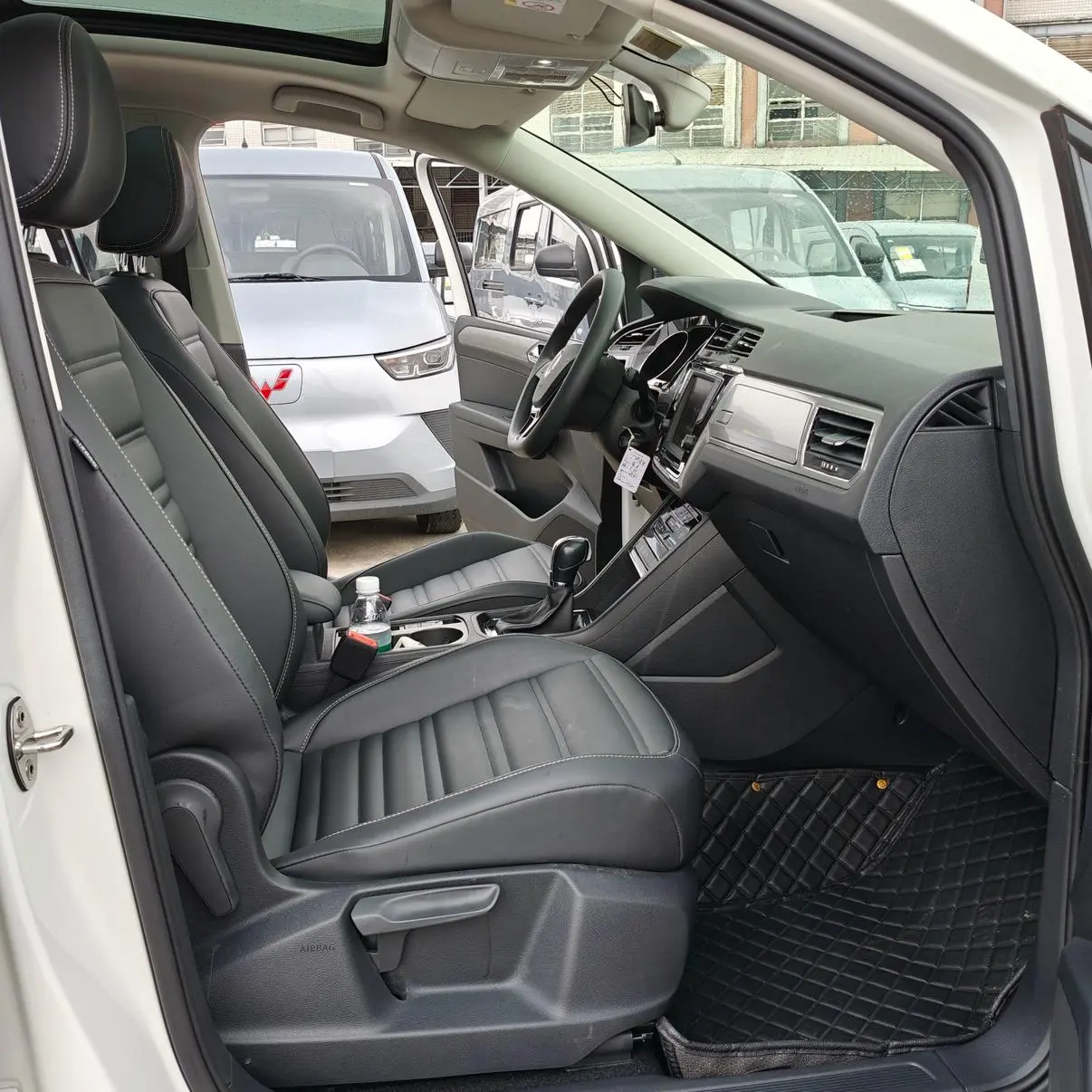 Volkswagen Touran L 2021 280TSI DSG Comfort 7 seat