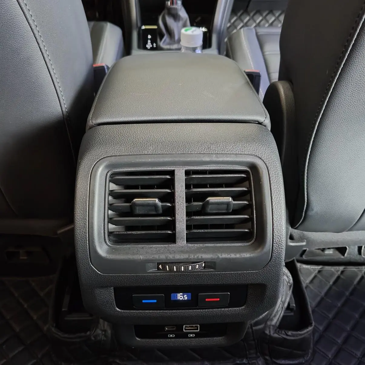 Volkswagen Touran L 2021 280TSI DSG Comfort 7 seat