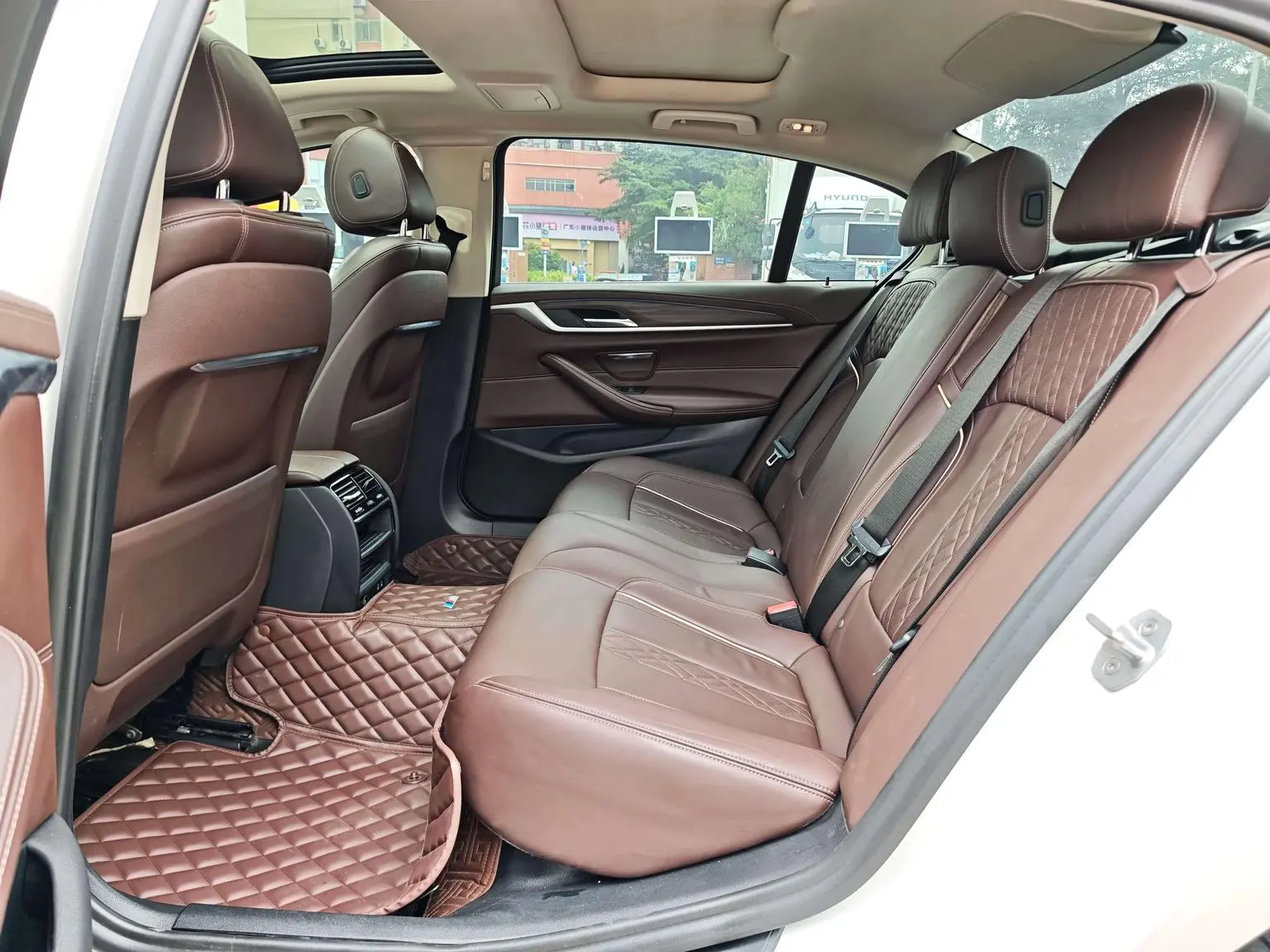 BMW 5 Series 2020 530Li Leading Luxury Package