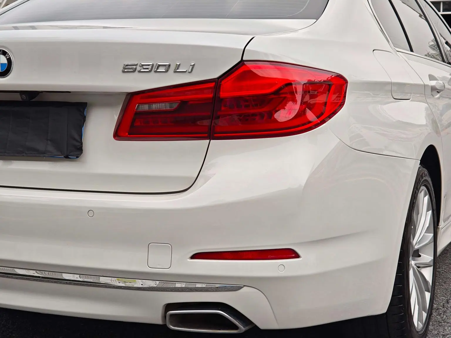 BMW 5 Series 2020 530Li Leading Luxury Package