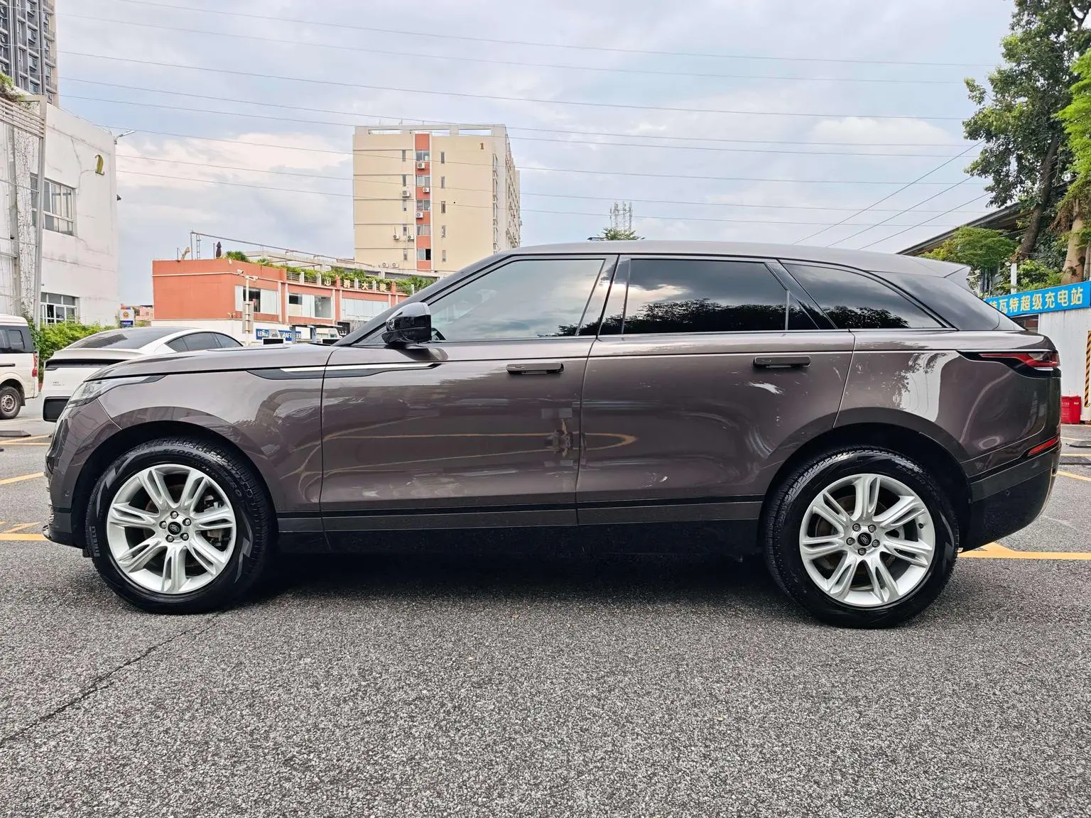 Land Rover Range Rover Star 2022 250PS