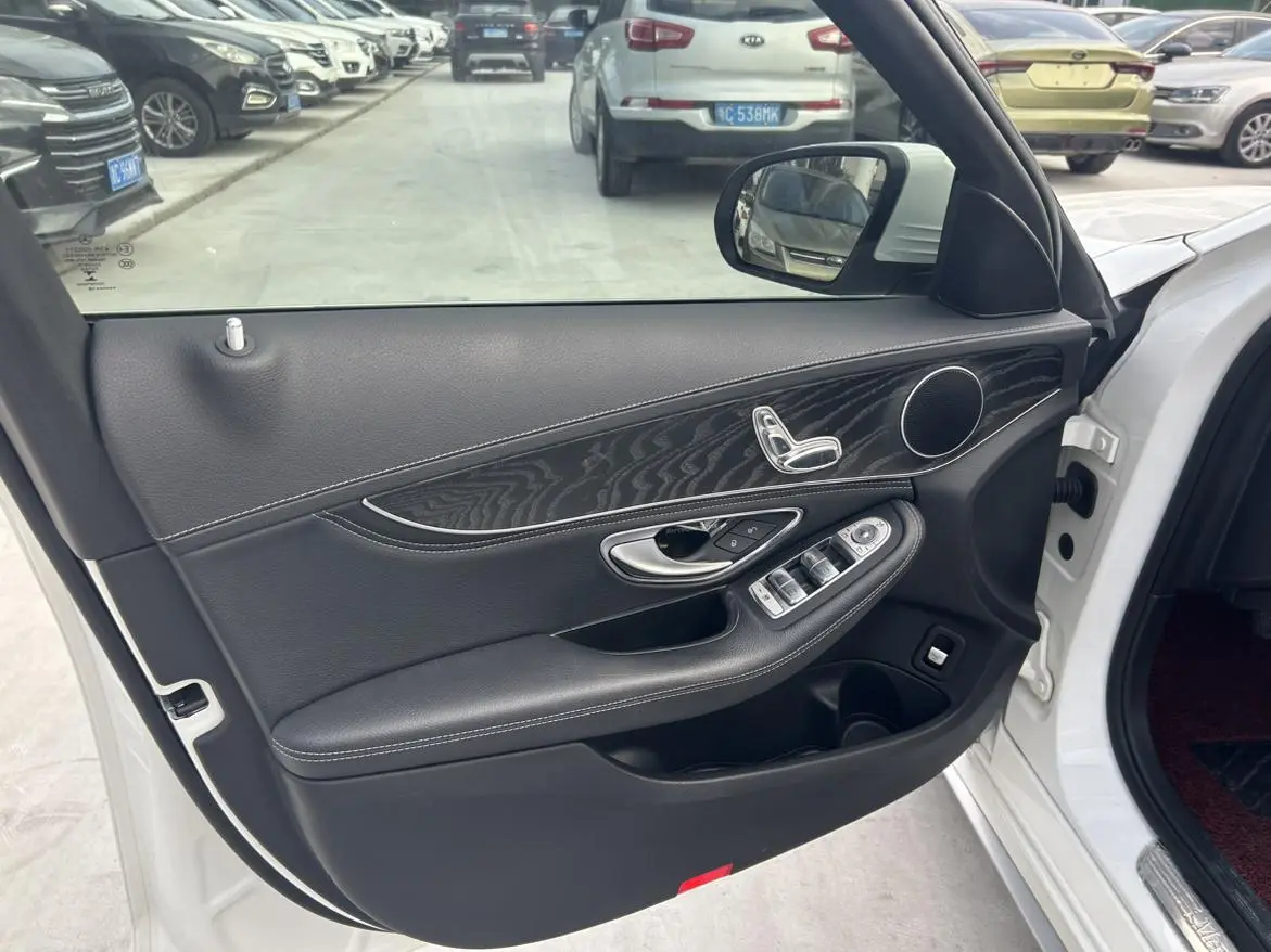 Mercedes-Benz C Class 2018 C 180 L Fashion Sport