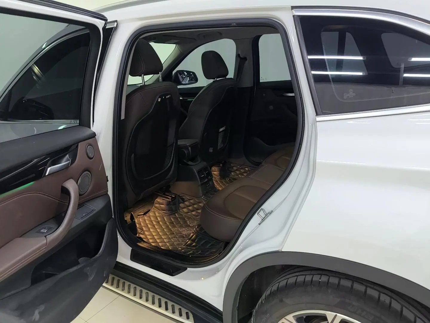 BMW X1 2021 sDrive25Li Leading