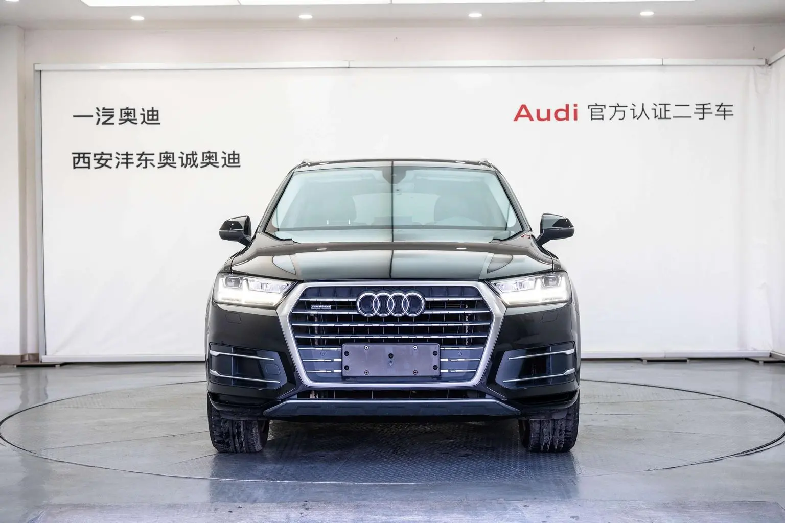 Audi Q7 2019 55 TFSI Tech