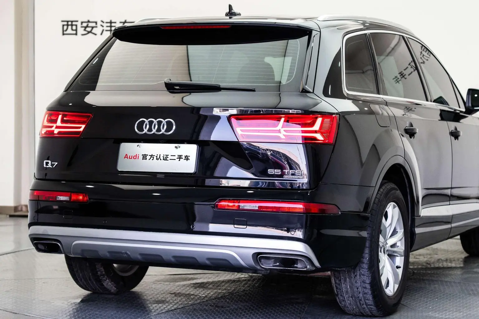 Audi Q7 2019 55 TFSI Tech