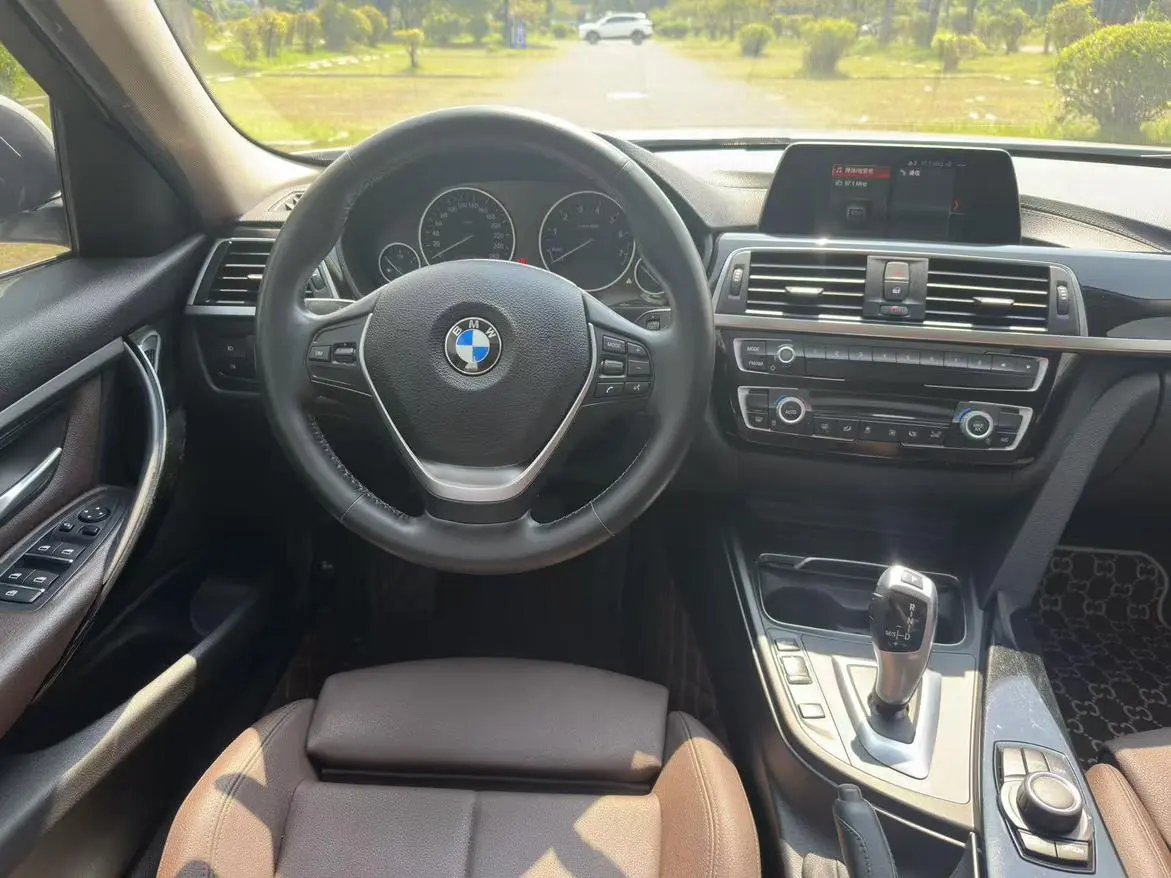 BMW 3 Series 2018 320Li Fashion
