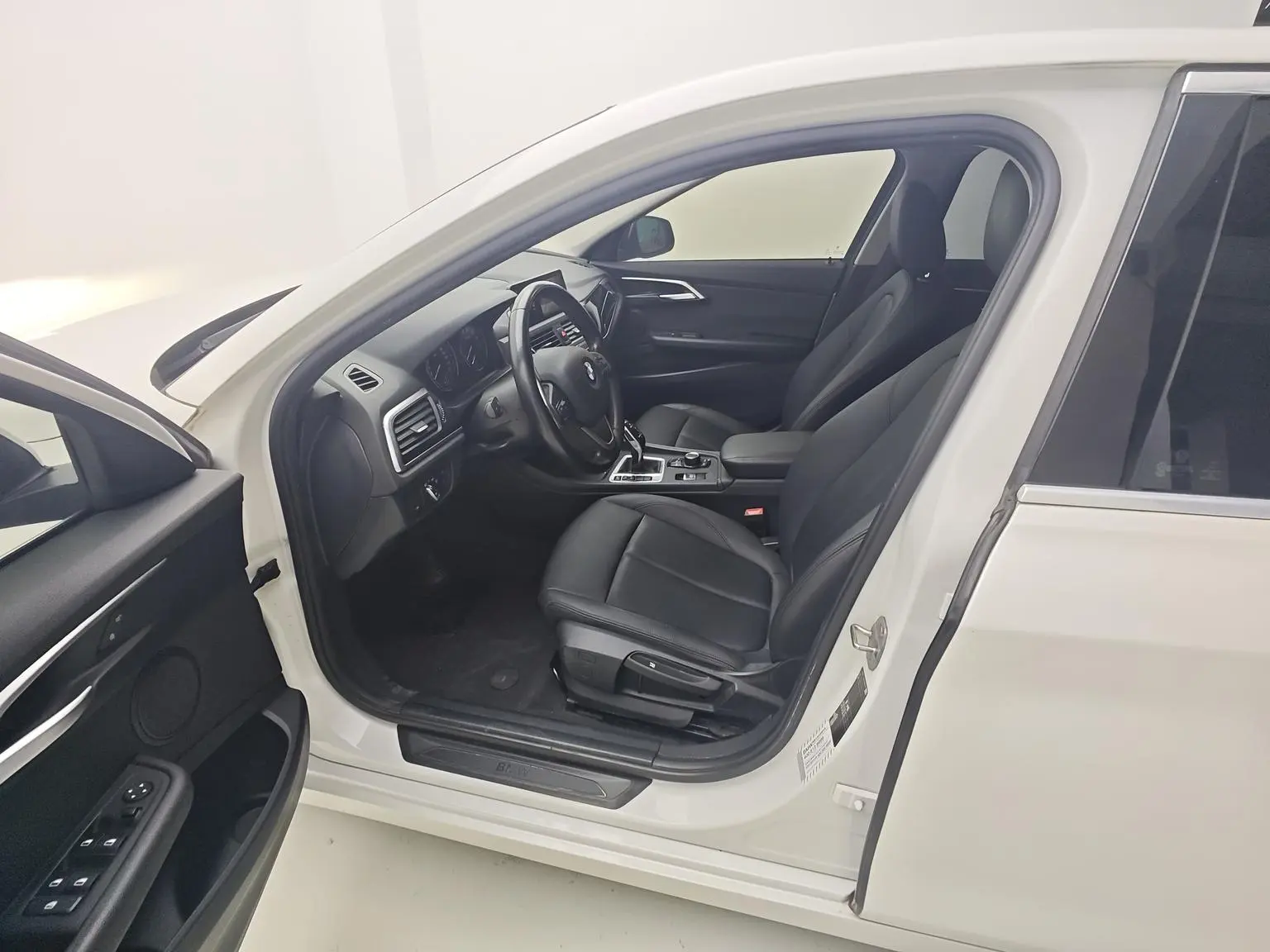 BMW 1 Series 2020 120i Fashion