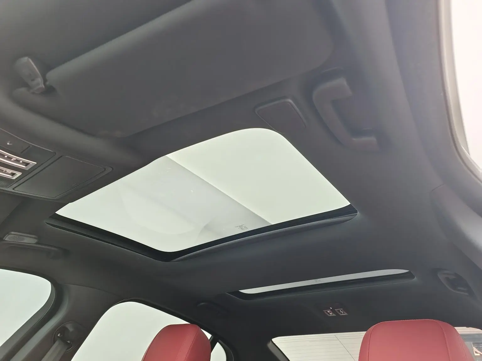 Jaguar XEL 2025 2.0T 250PS R-DYNAMIC 90 Anniversary Heritage