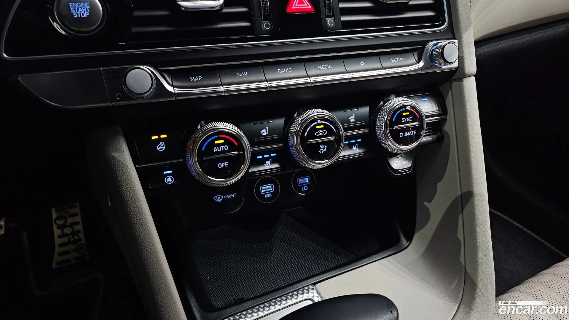 Genesis G70 Gasoline 2.0T 2WD