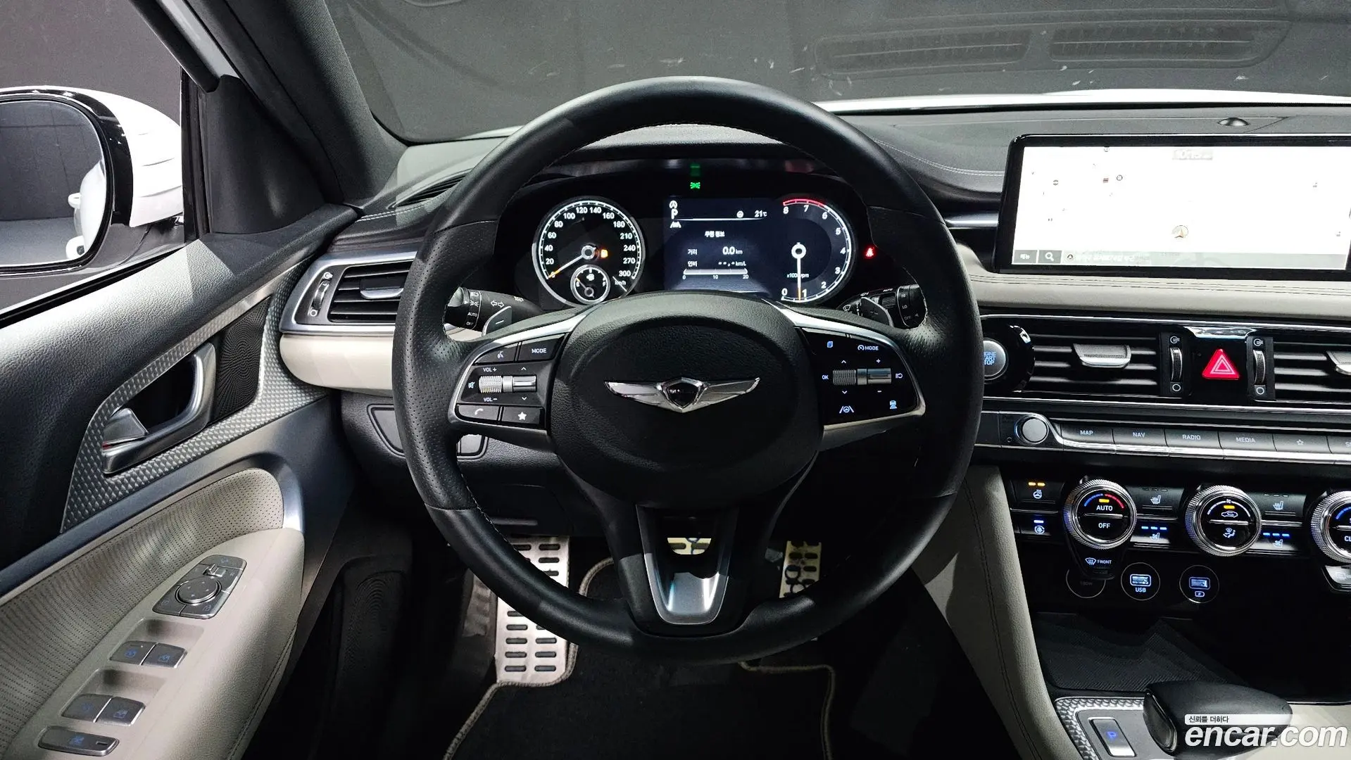 Genesis G70 Gasoline 2.0T 2WD