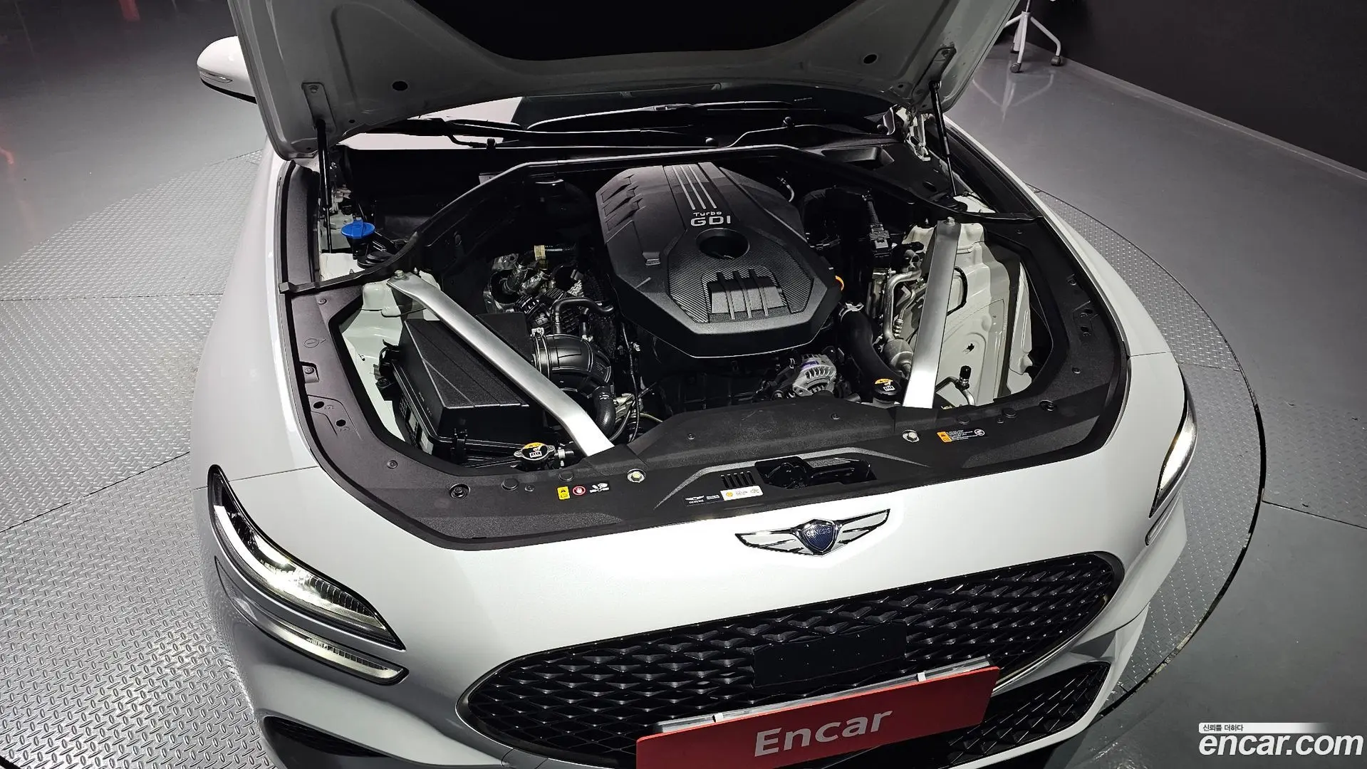 Genesis G70 Gasoline 2.0T 2WD