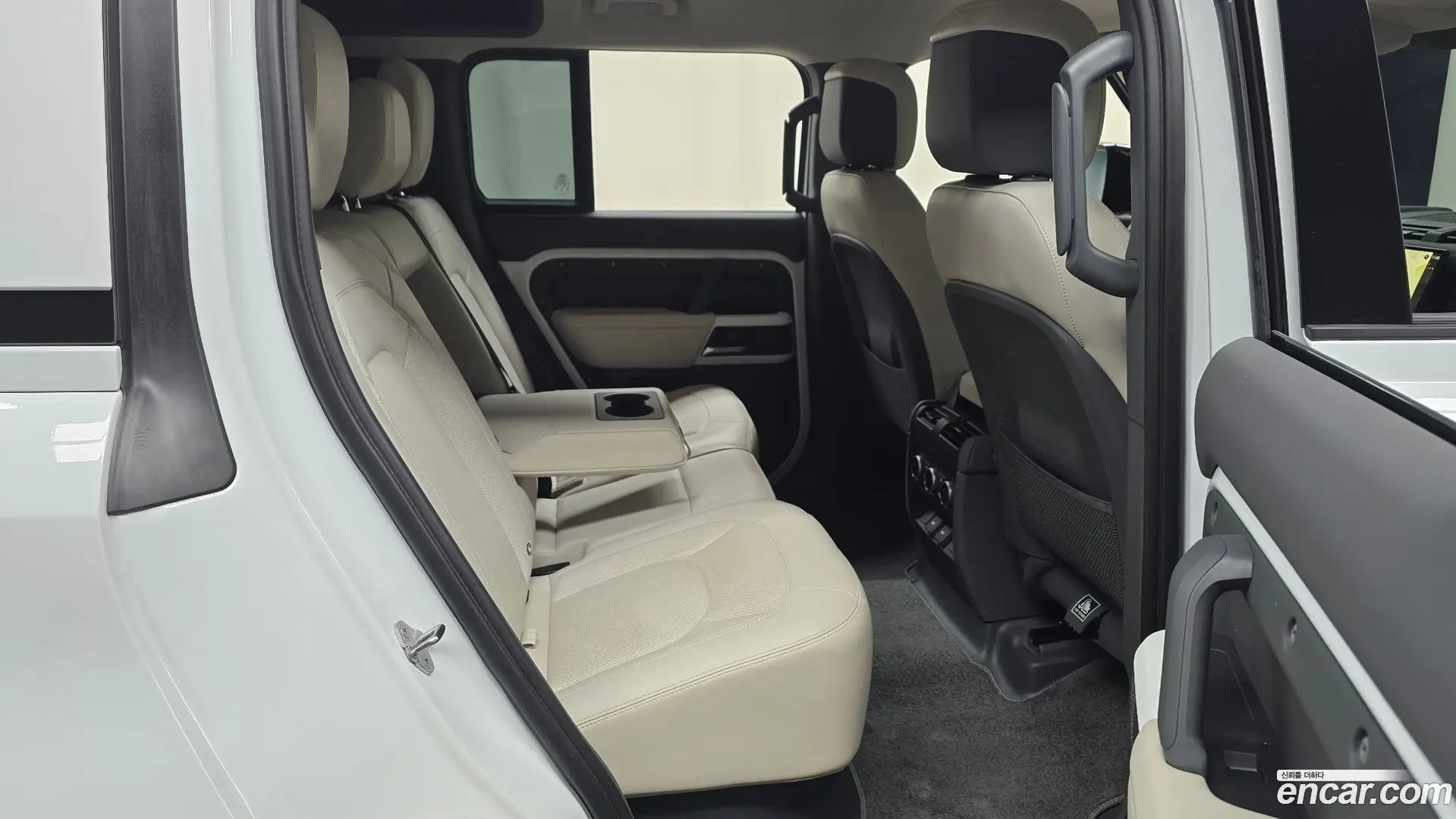 Land Rover Defender 110 D300 HSE