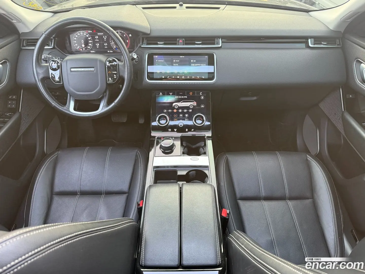 Land Rover Range Rover Velar 2.0 D240 SE