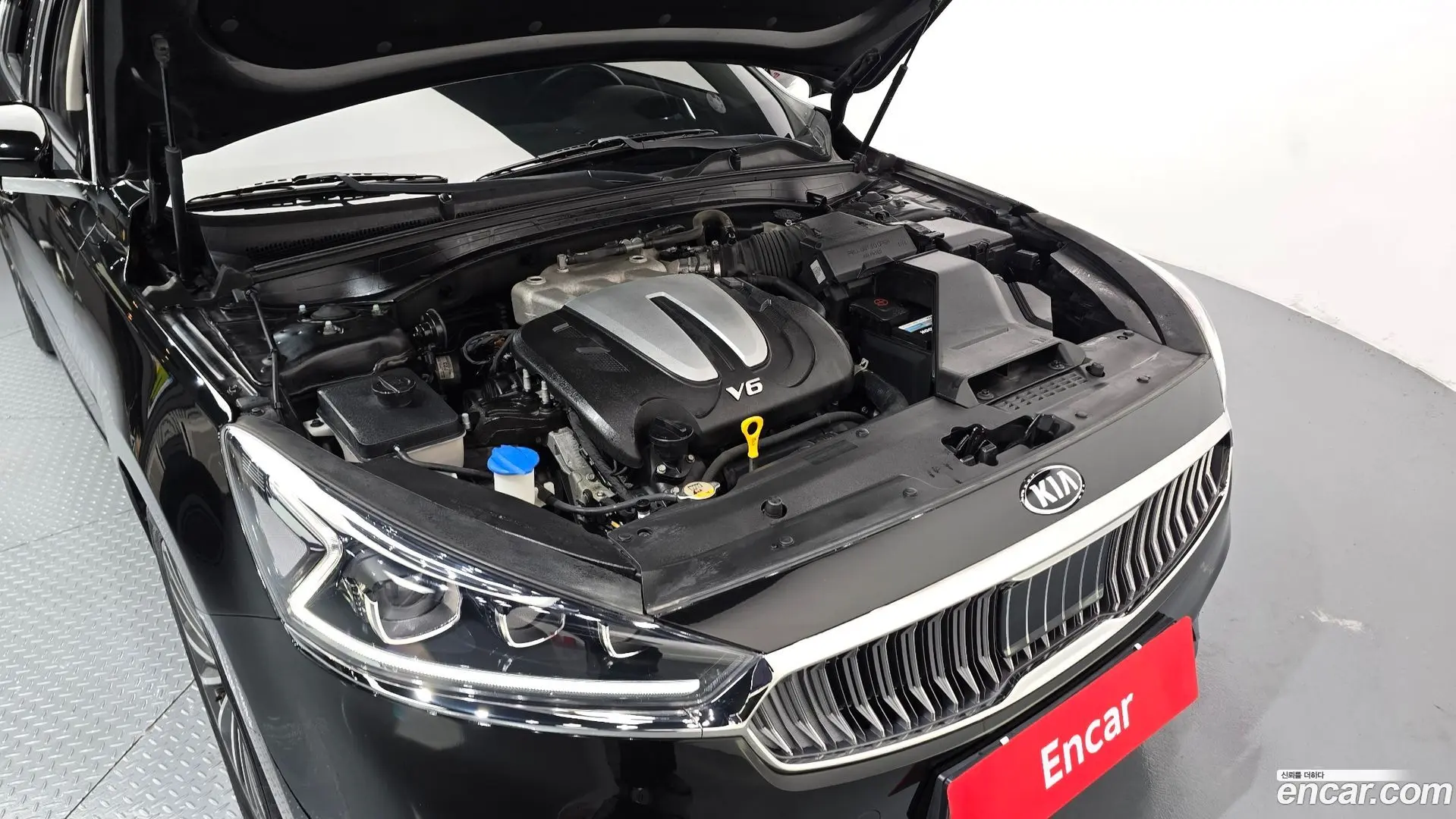 Kia K7 3.0 LPI Prestige (Rental Car)