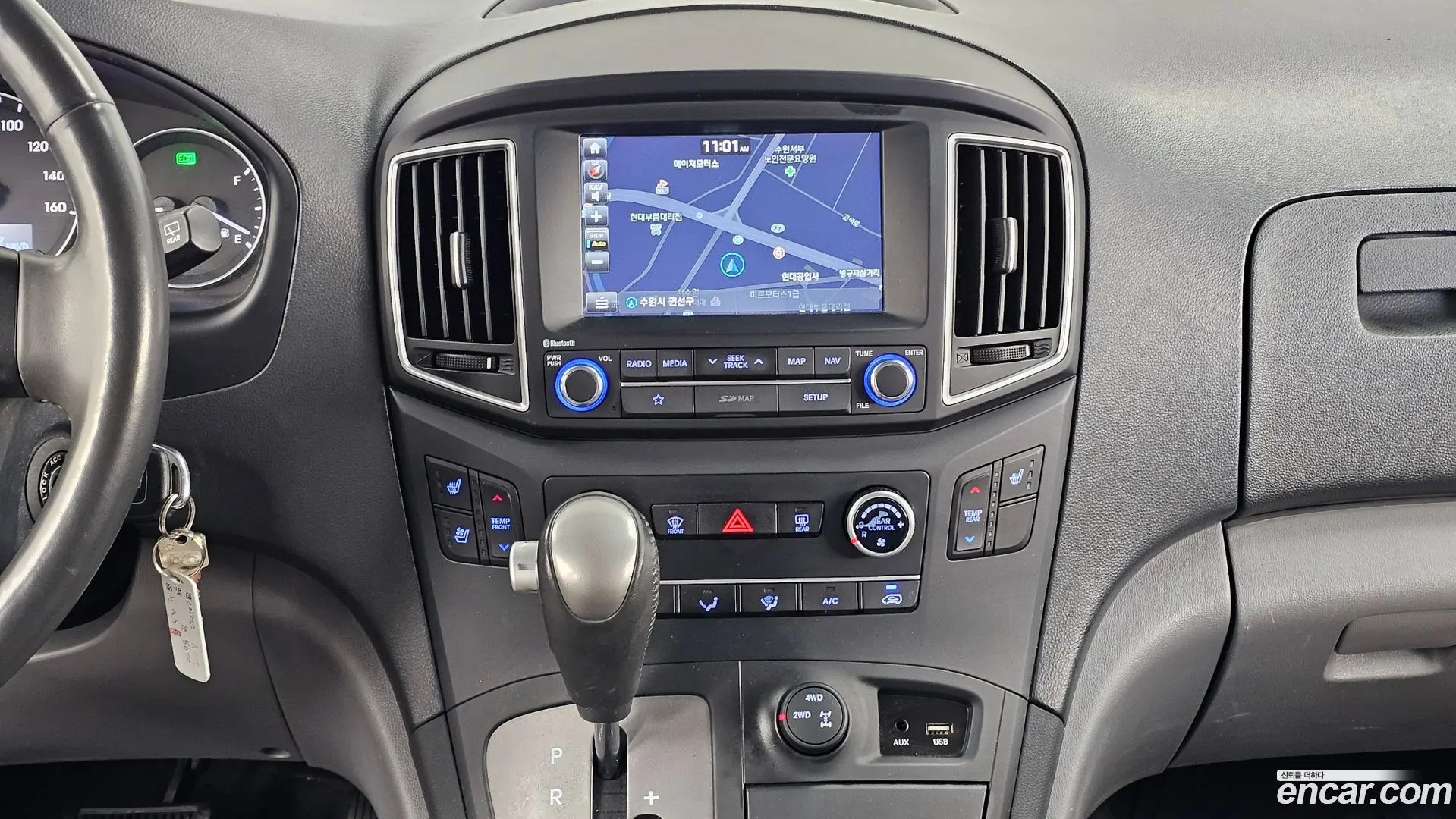 Hyundai Starex 4WD Wagon 12-Seater