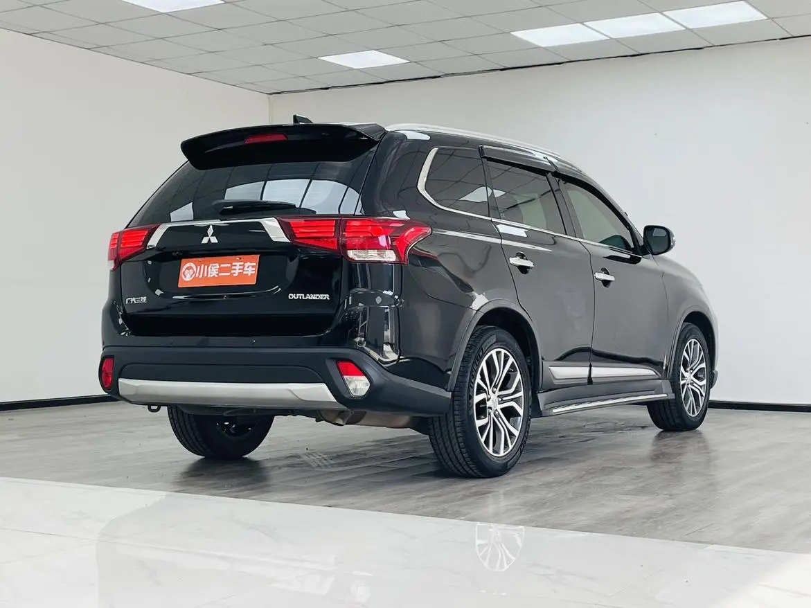 Mitsubishi Outlander 2018 2.0L 2WD Glory 5 seat