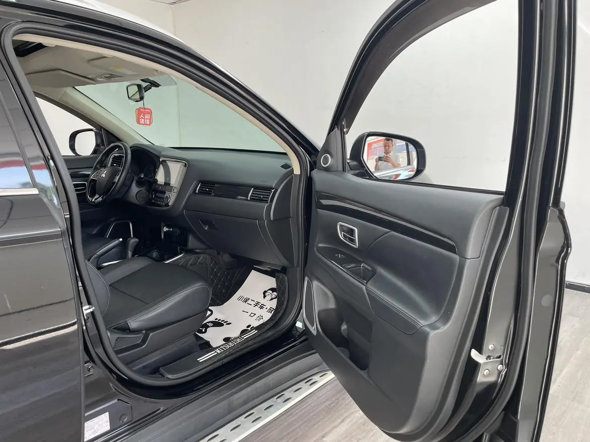 Mitsubishi Outlander 2018 2.0L 2WD Glory 5 seat