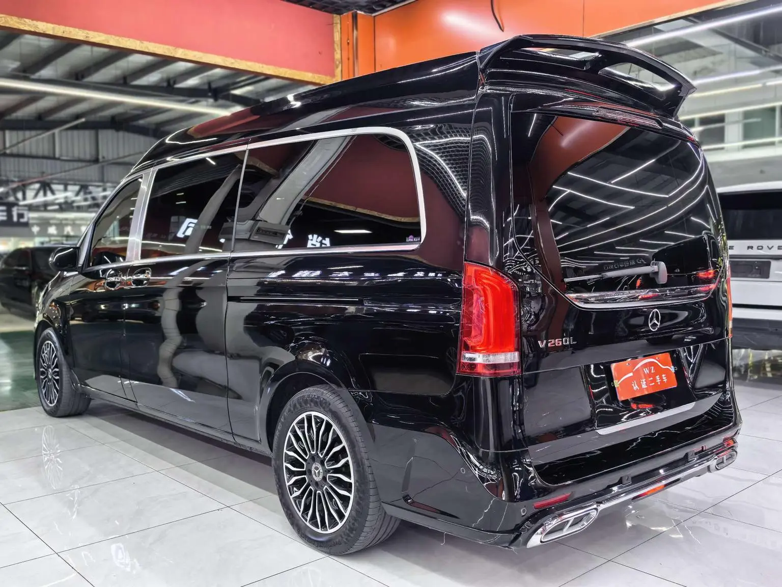 Mercedes-Benz V Class 2022 V 260 L LWB Premium