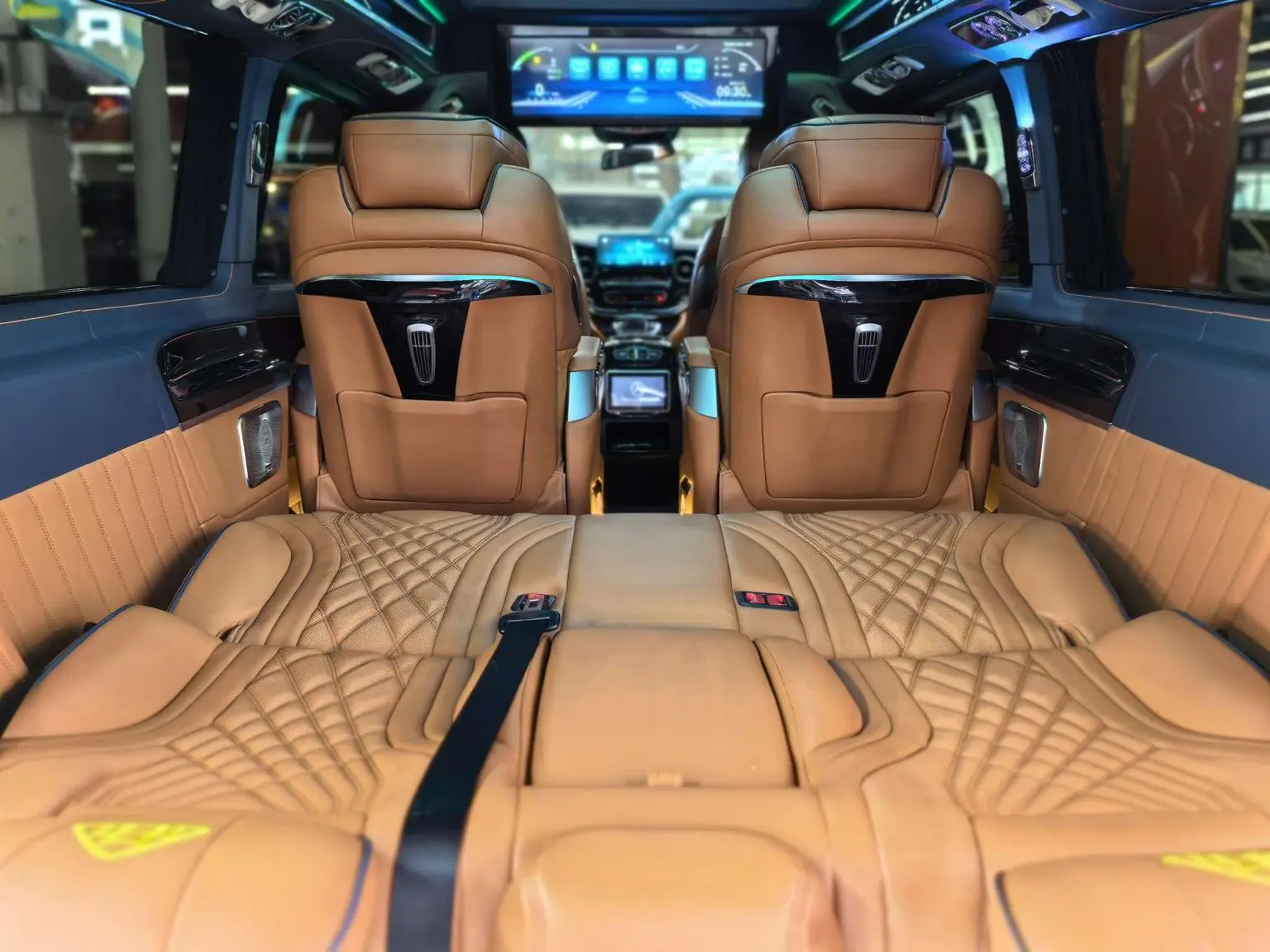 Mercedes-Benz V Class 2022 V 260 L LWB Premium