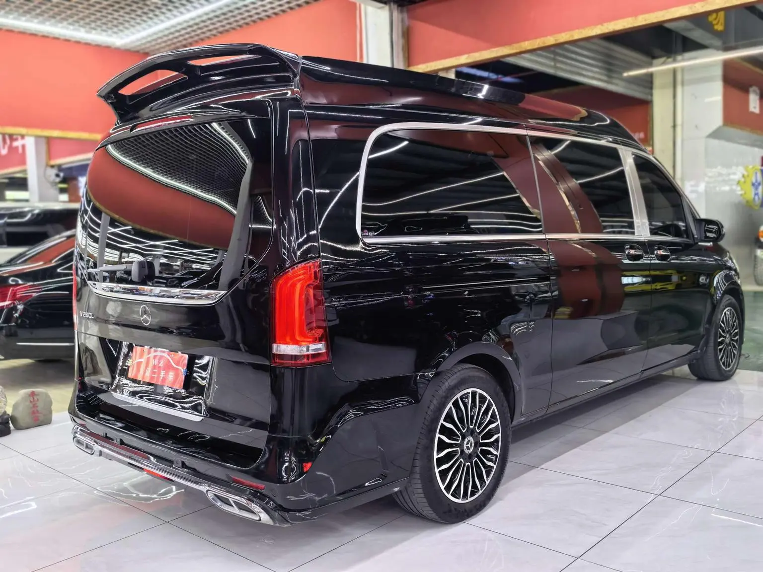 Mercedes-Benz V Class 2022 V 260 L LWB Premium