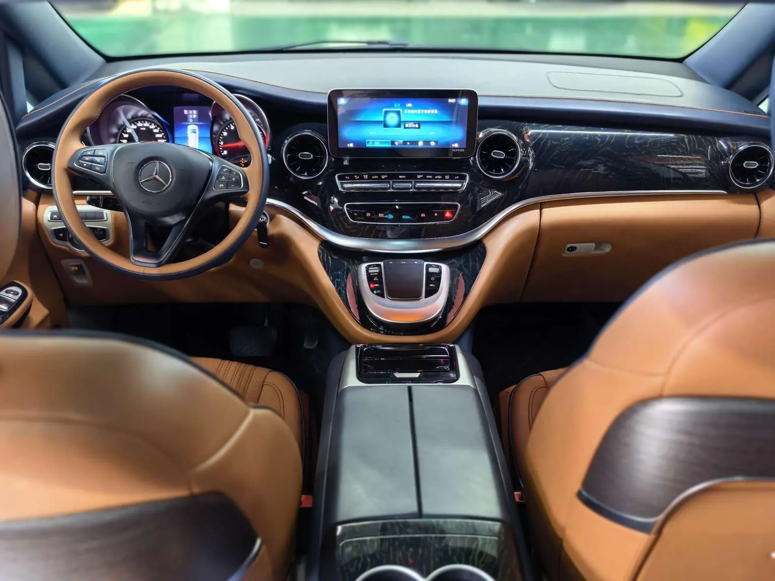 Mercedes-Benz V Class 2022 V 260 L LWB Premium
