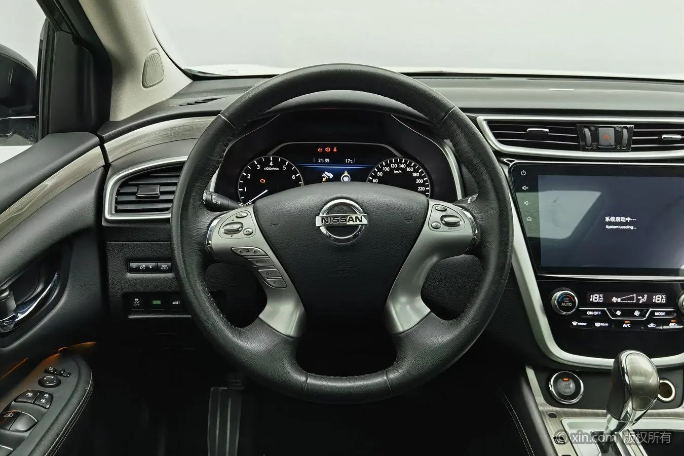 Nissan Murano 2019 2.5L XL 2WD Smart Connected Luxury China VI