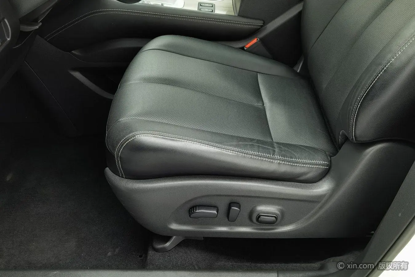 Nissan Murano 2019 2.5L XL 2WD Smart Connected Luxury China VI