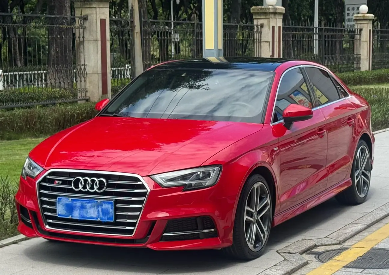 Audi A3 2018 30 Anniversary Limousine 35 TFSI Sport
