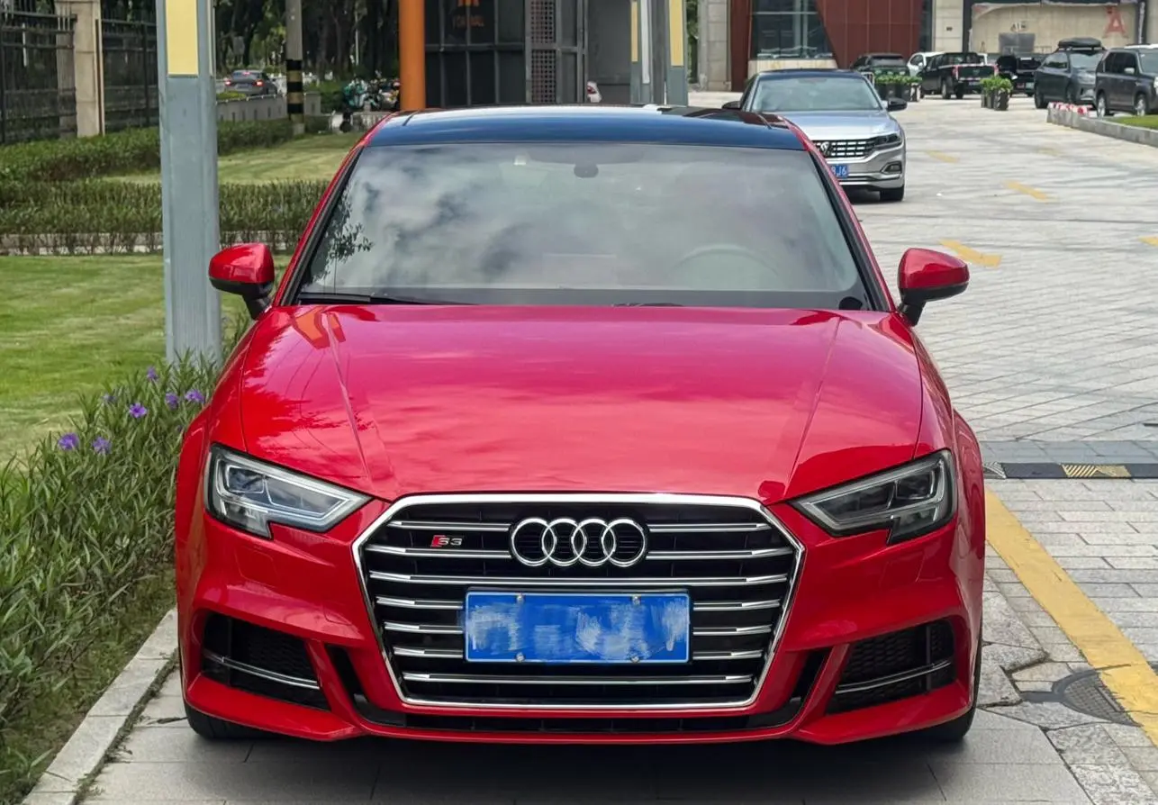Audi A3 2018 30 Anniversary Limousine 35 TFSI Sport