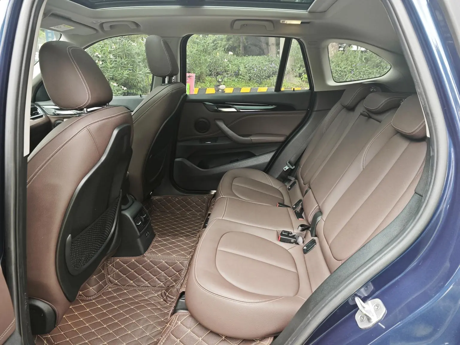 BMW X1 2020 sDrive25Li Leading