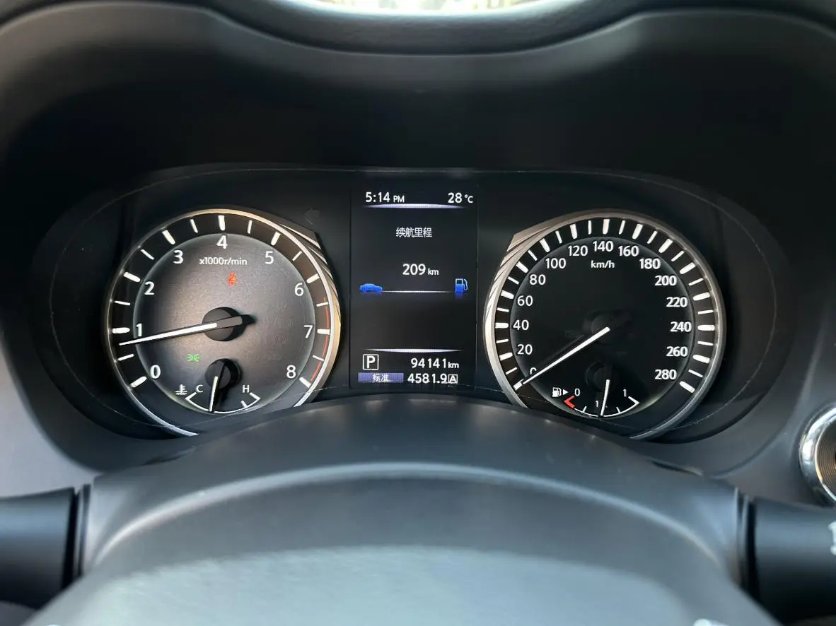 Infiniti Q50L 2018 2.0T China VI