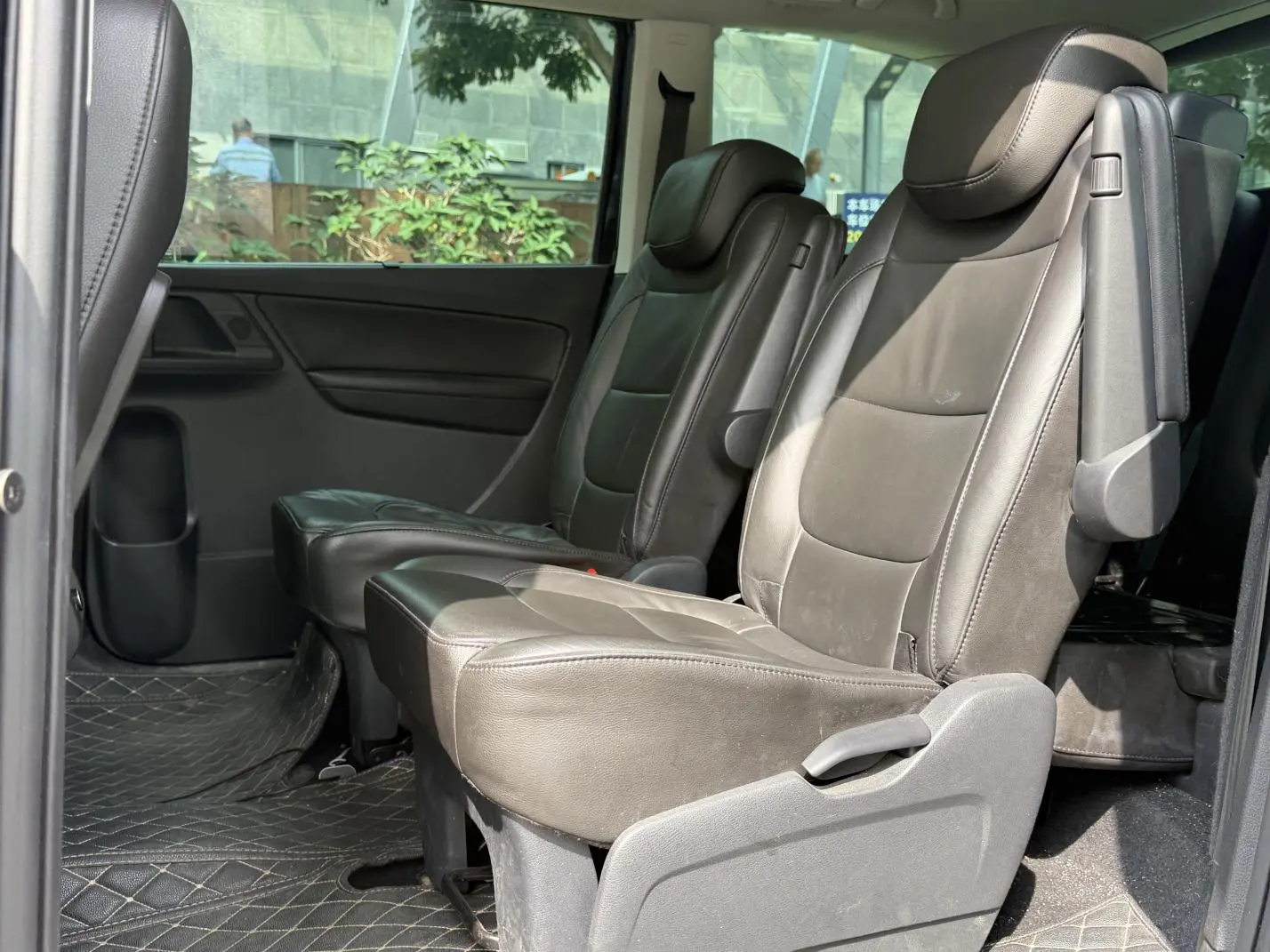 Volkswagen Sharan 2018 380TSI 6 seat