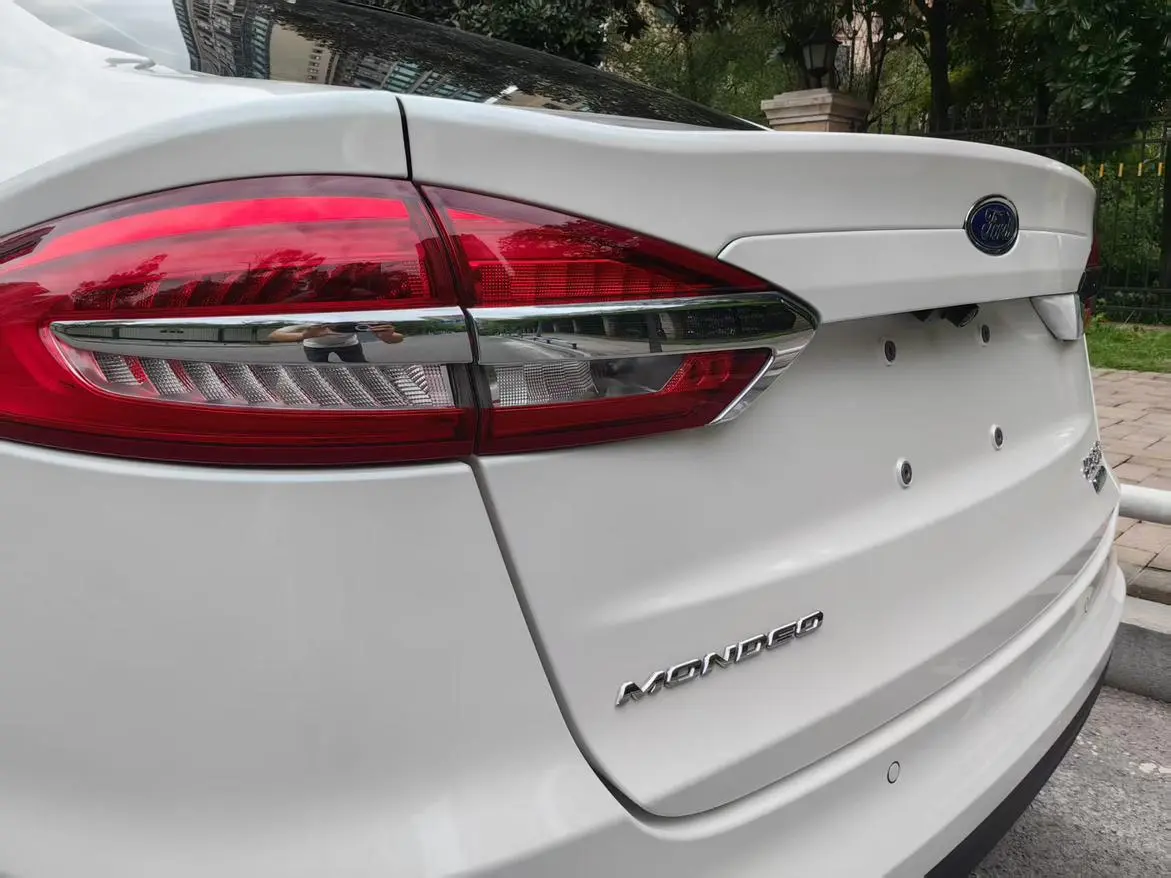 Ford Mondeo 2020 EcoBoost 180 Fashion