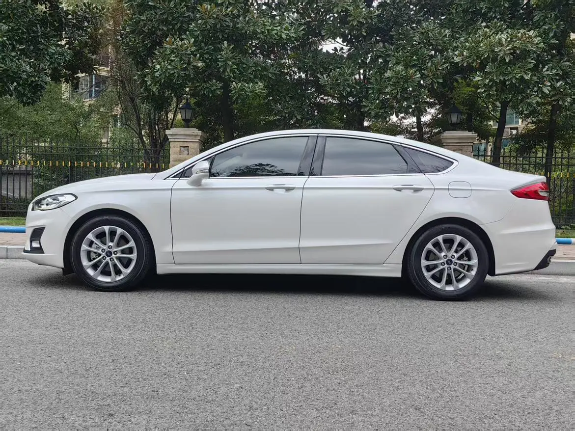 Ford Mondeo 2020 EcoBoost 180 Fashion