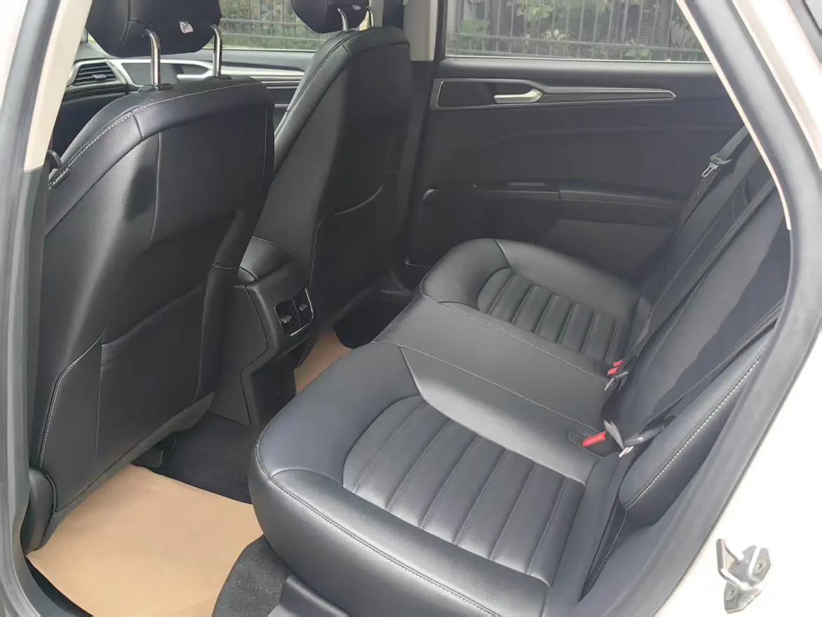 Ford Mondeo 2020 EcoBoost 180 Fashion