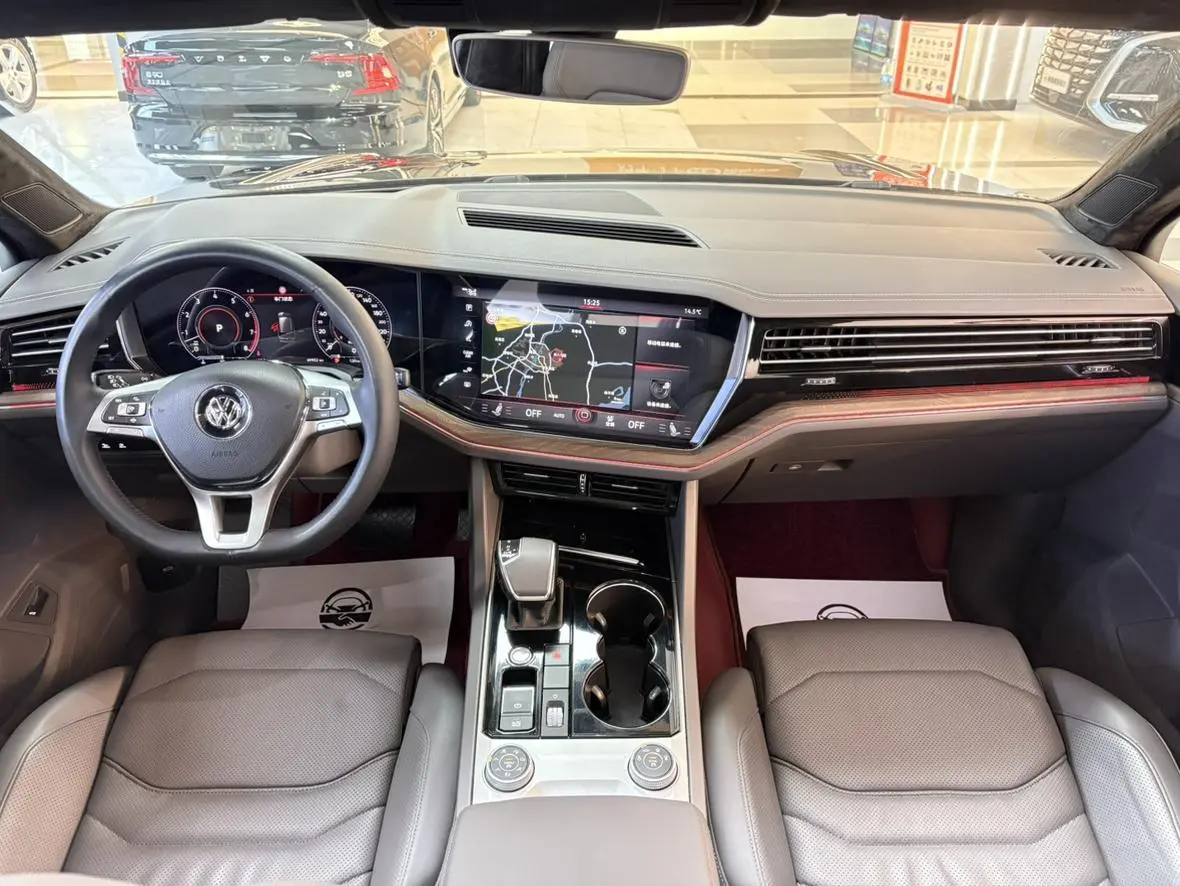 Volkswagen Touareg 2019 3.0TSI Sharp China VI