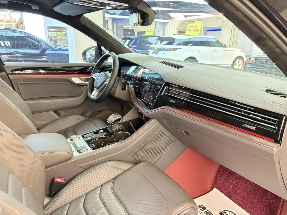 Volkswagen Touareg 2019 3.0TSI Sharp China VI