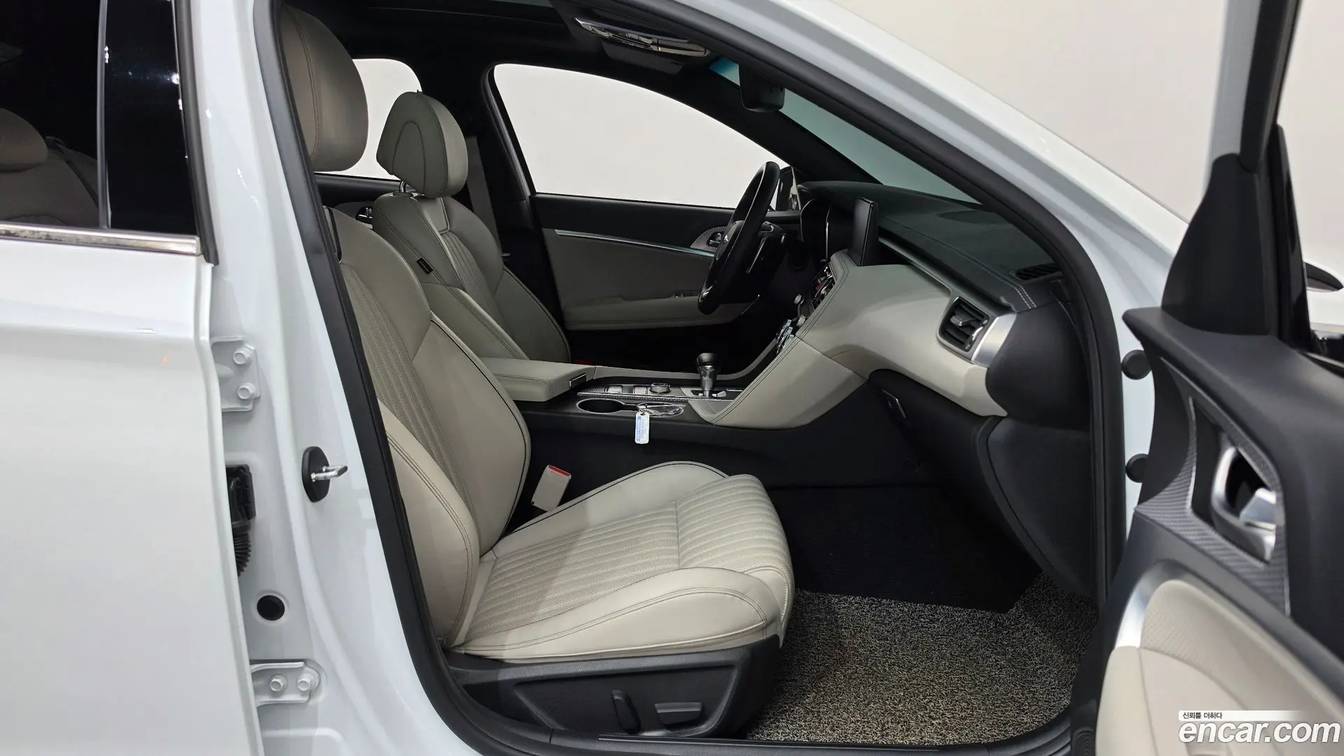 Genesis G70 Gasoline 2.0T 2WD