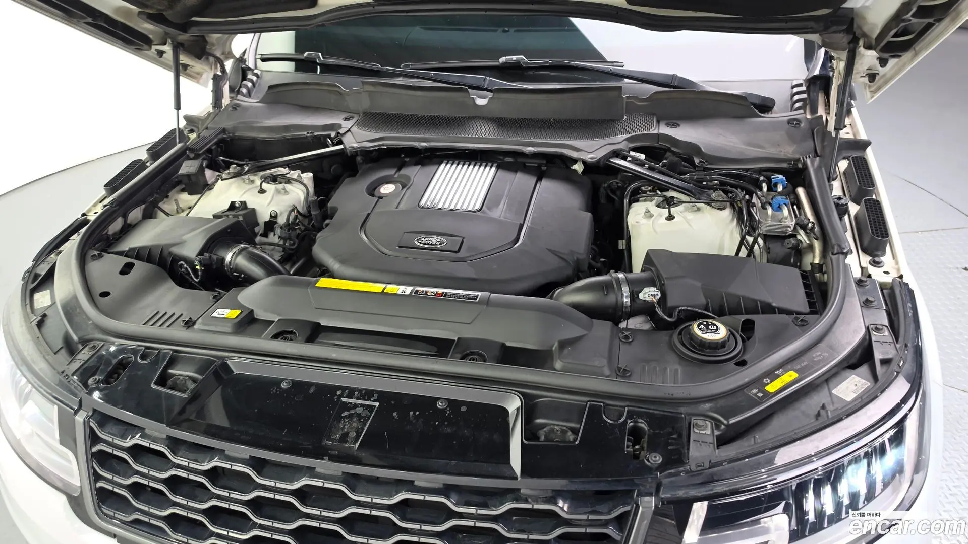 Land Rover Range Rover Sport 3.0 SDV6 HSE Dynamic