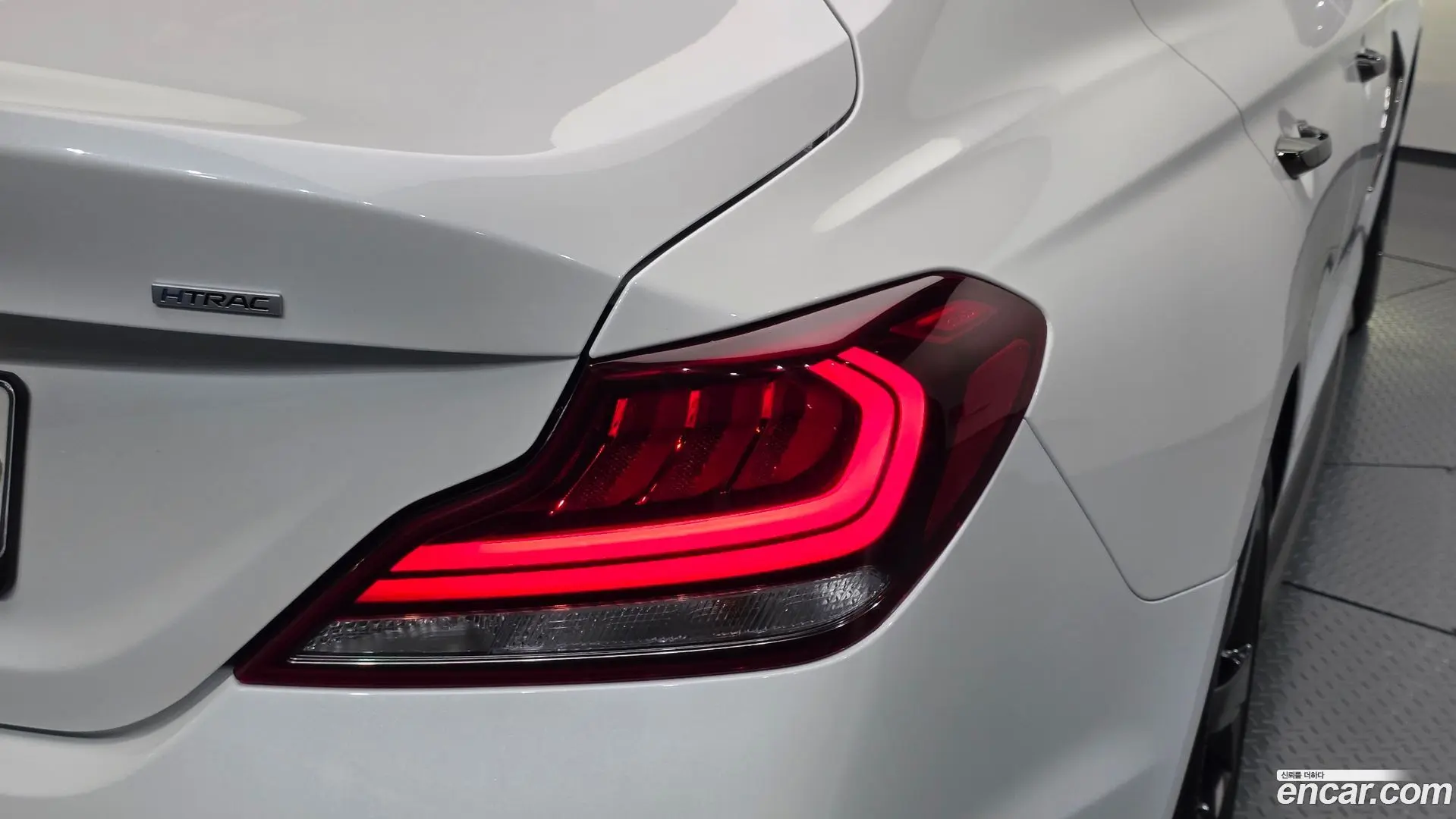 Genesis G70 2.0T
