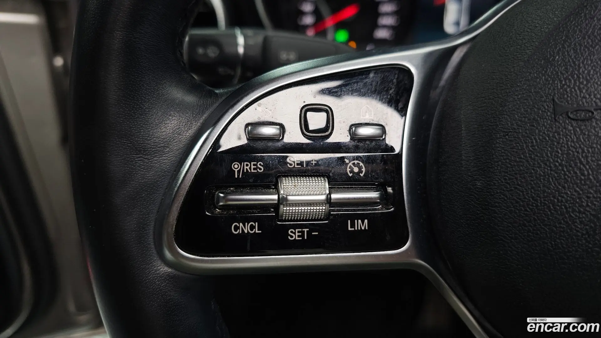Mercedes-Benz C-Class C220 d 4MATIC AMG Line