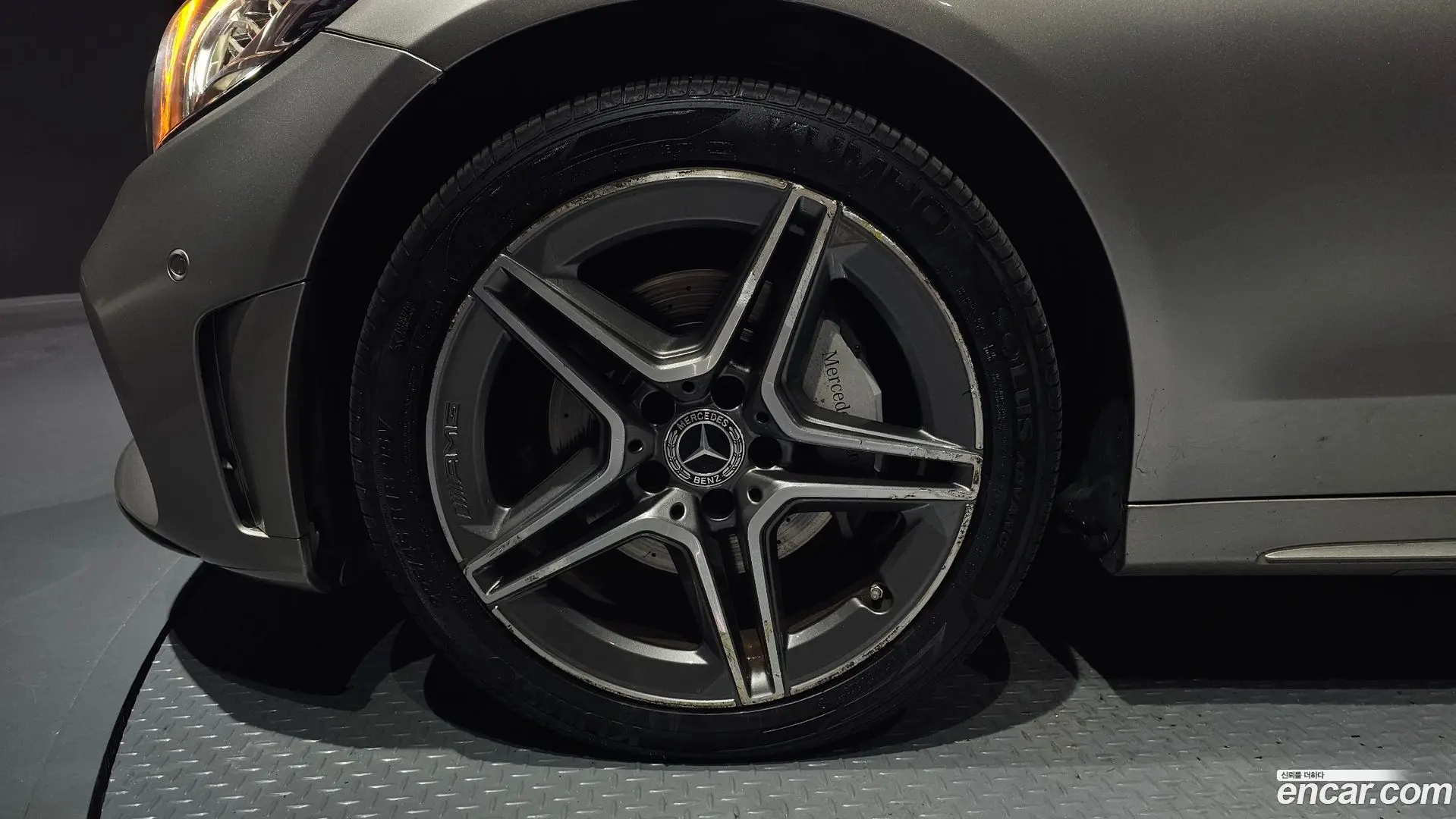 Mercedes-Benz C-Class C220 d 4MATIC AMG Line