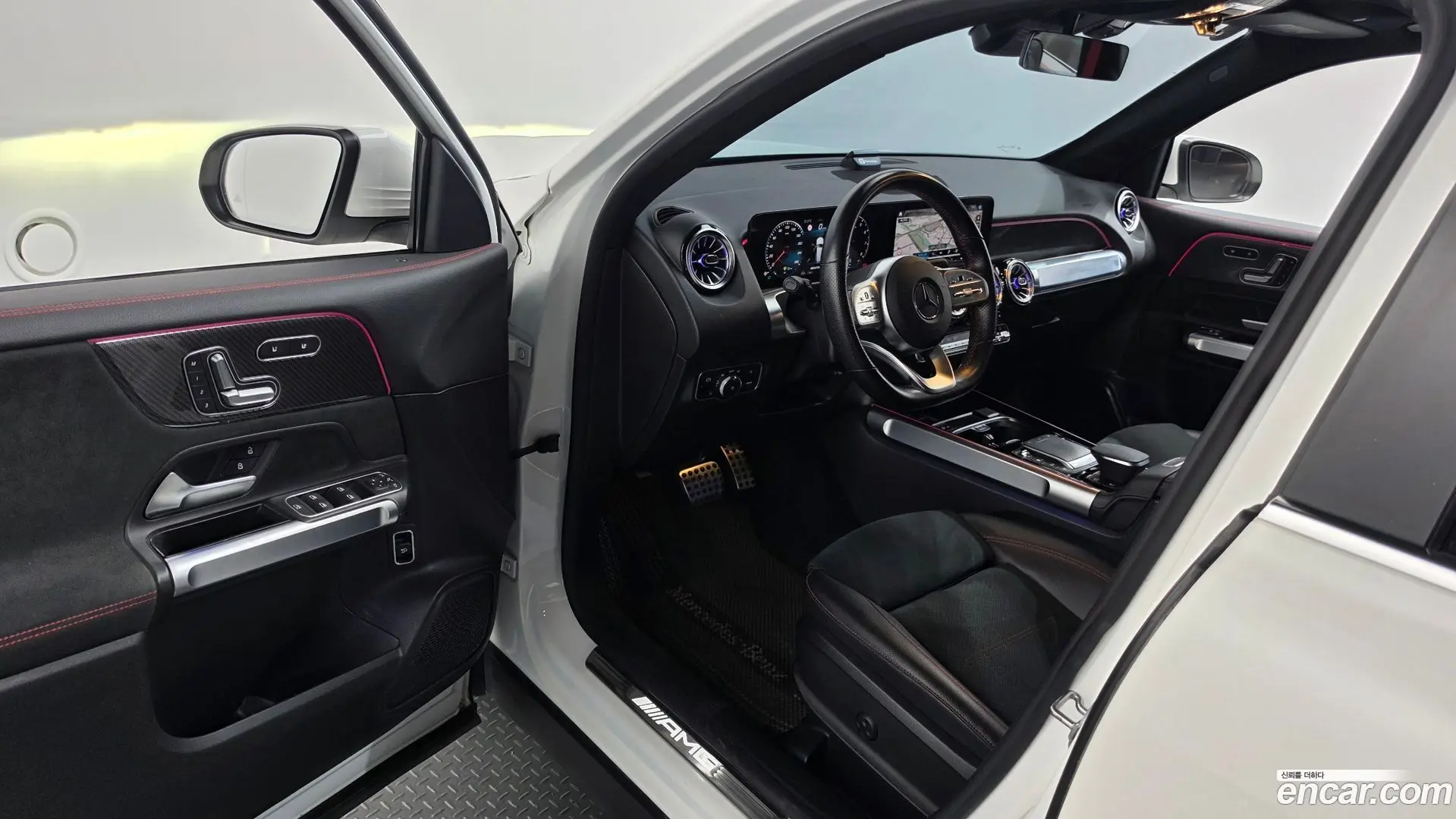 Mercedes-Benz GLB-Class AMG GLB35 4MATIC 2019