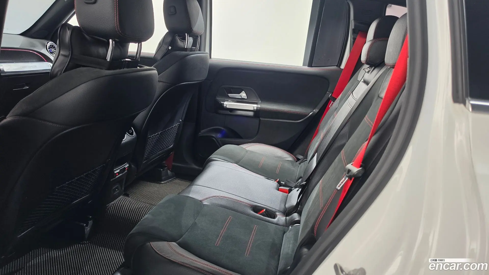 Mercedes-Benz GLB-Class AMG GLB35 4MATIC 2019