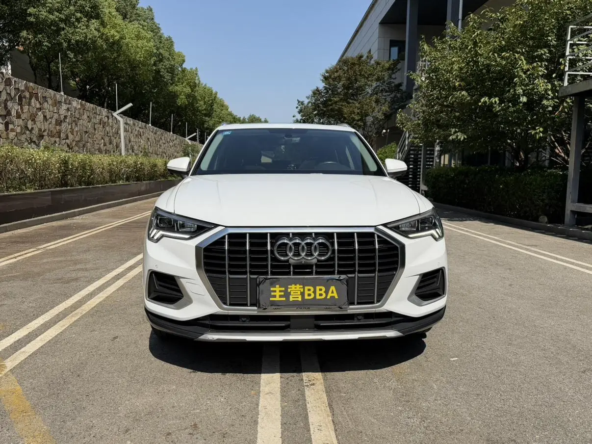 Audi Q3 2020 35 TFSI Progressive