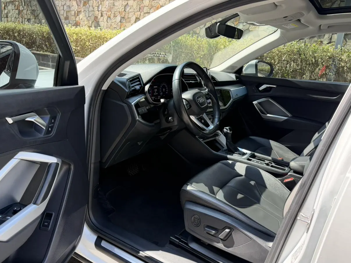 Audi Q3 2020 35 TFSI Progressive