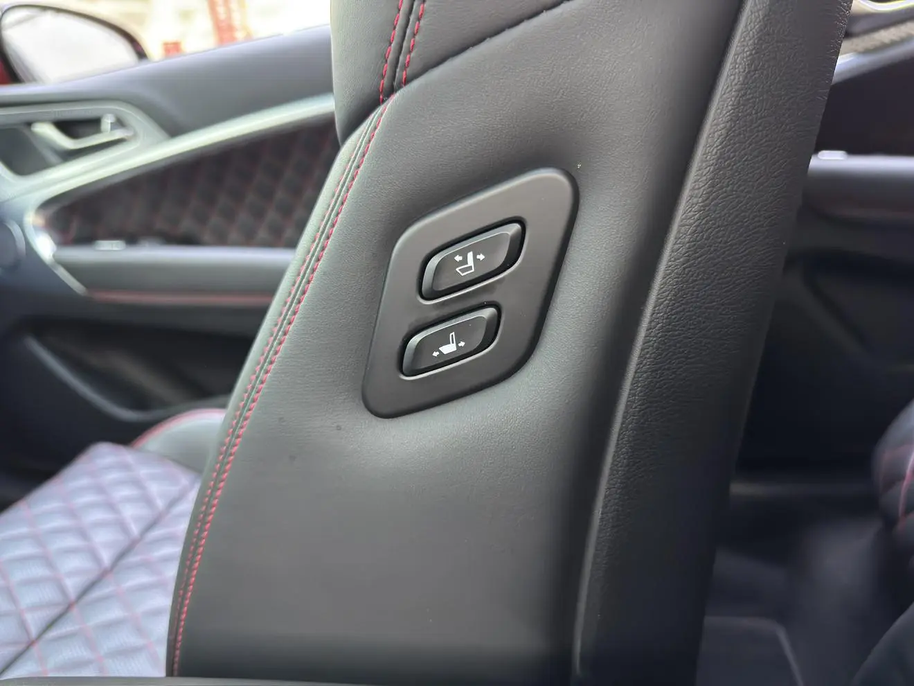 G70 2021 2.0T 4WD Flagship