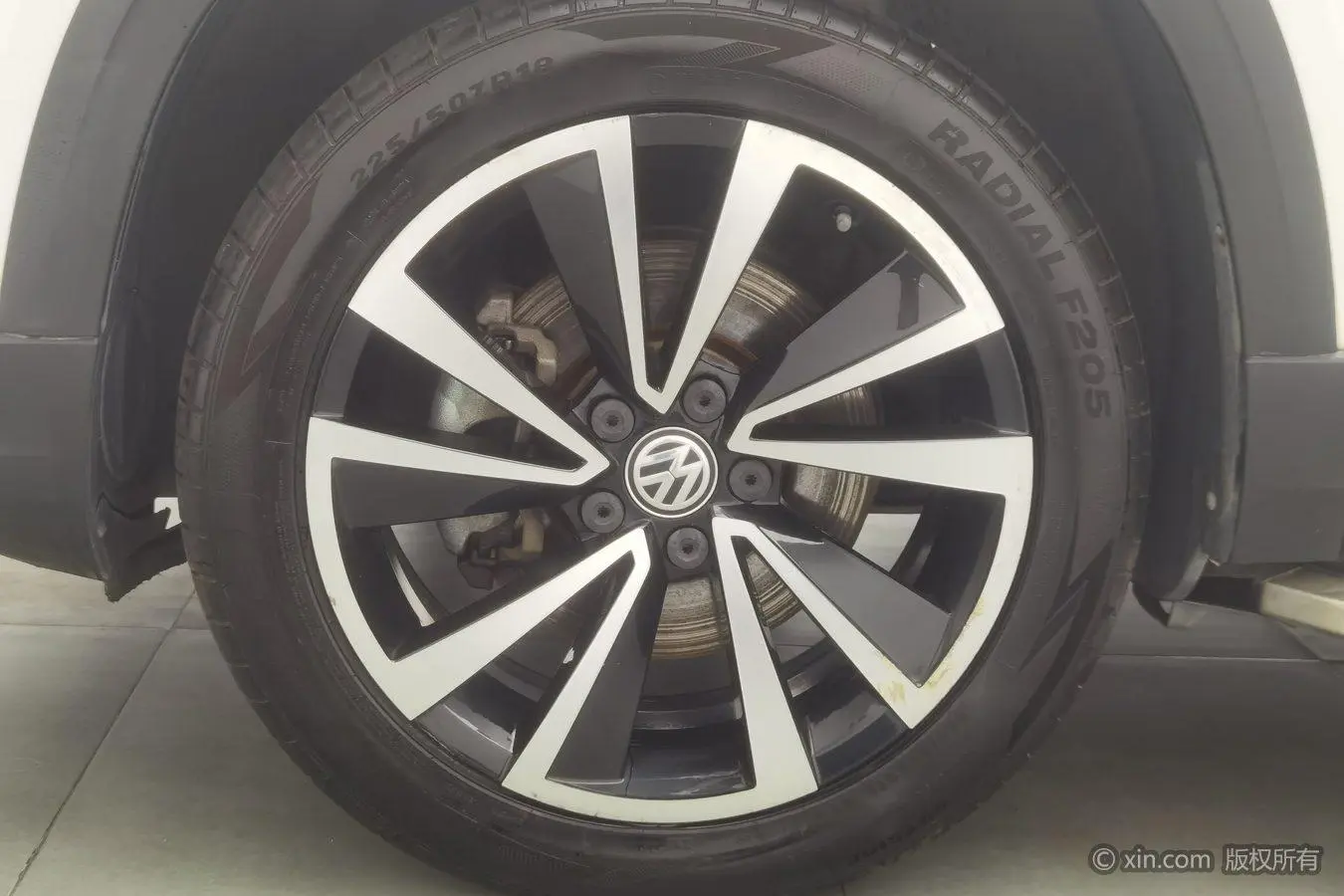 Volkswagen Tharu 2020 330TSI 4WD Luxury China VI